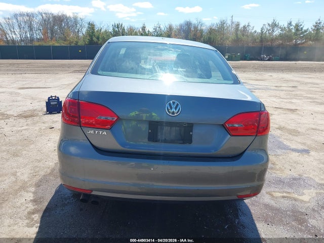 Volkswagen Jetta 2.0l S