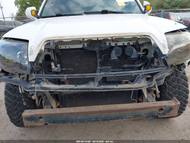 Toyota 4Runner Limited V8