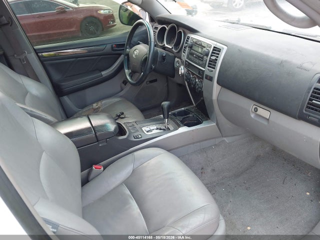 Toyota 4Runner Limited V8