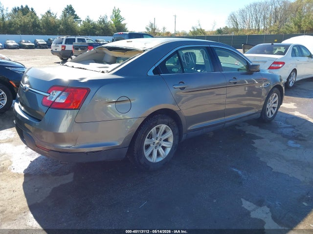 Ford Taurus Se