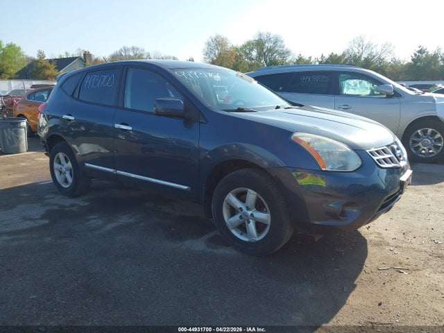 Salvage Nissan Rogue Image