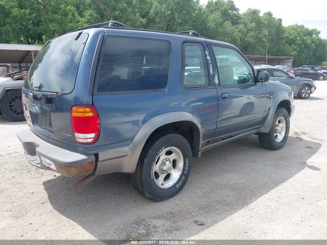 Ford Explorer Sport