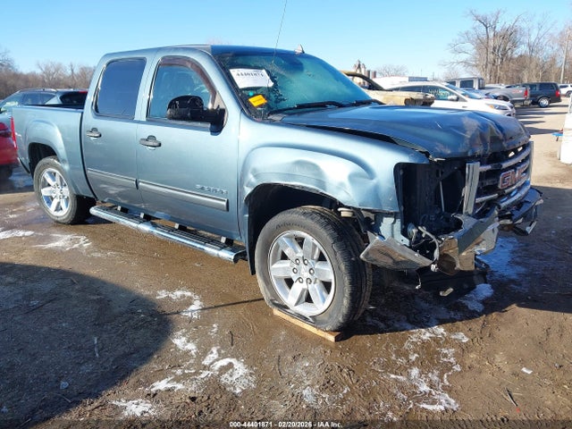 Salvage GMC Sierra 1500 Image