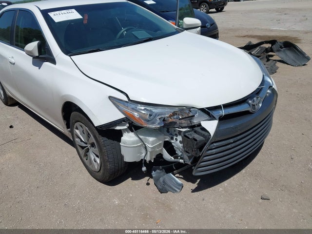 Toyota Camry Le