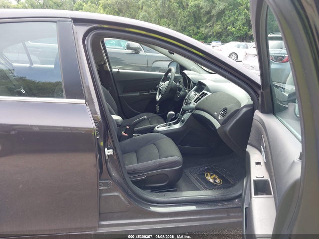 Chevrolet Cruze 1lt Auto