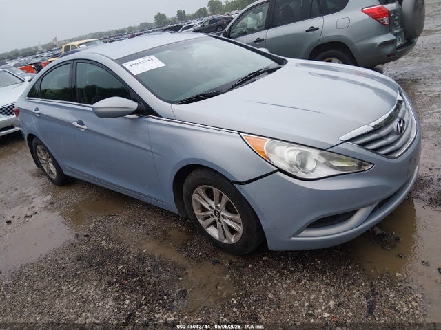 Salvage Hyundai SONATA Image