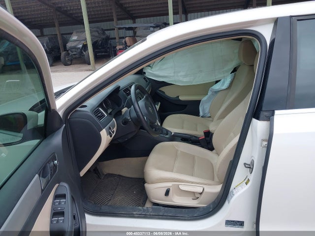 Volkswagen Jetta 2.5l Se