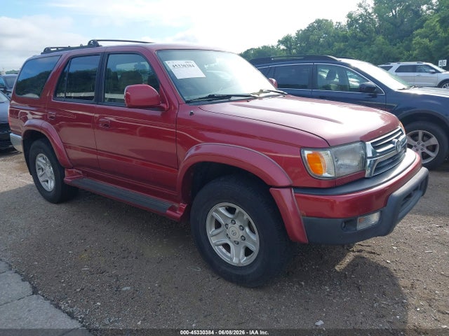 Salvage Toyota 4Runner Image