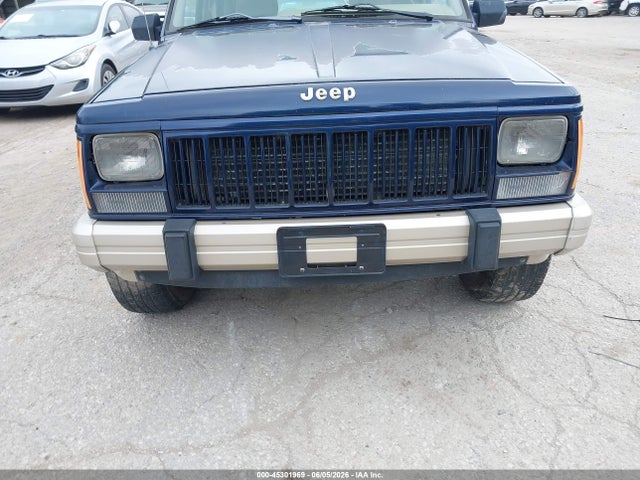 Jeep Cherokee Country