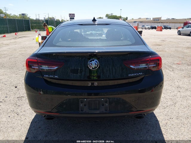 Buick Regal Sportback Essence