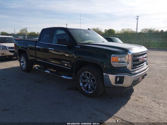 Salvage GMC Sierra 1500 Image