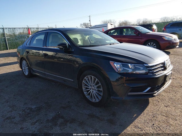 Salvage Volkswagen Passat Image