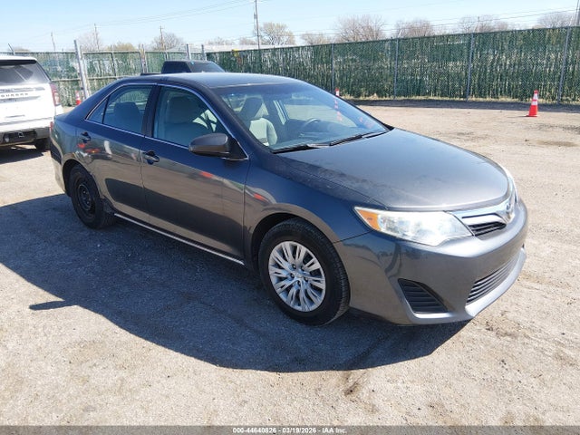 Salvage Toyota Camry Image