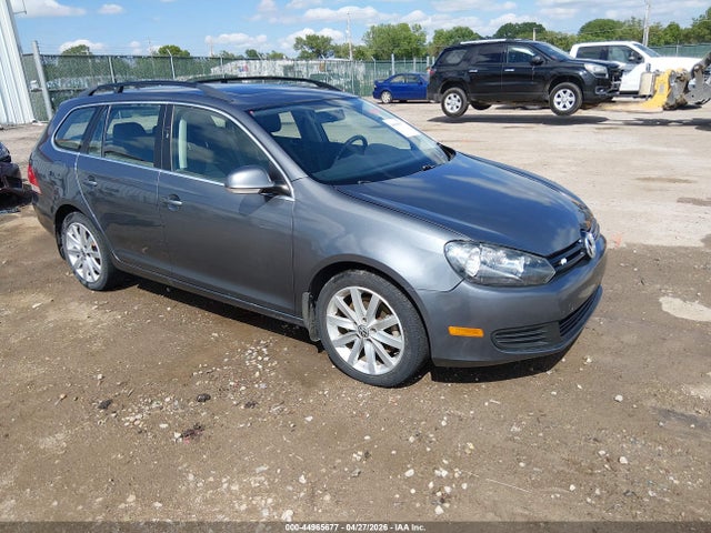 Salvage Volkswagen Jetta Image