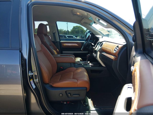 Toyota Tundra 1794 5.7l V8