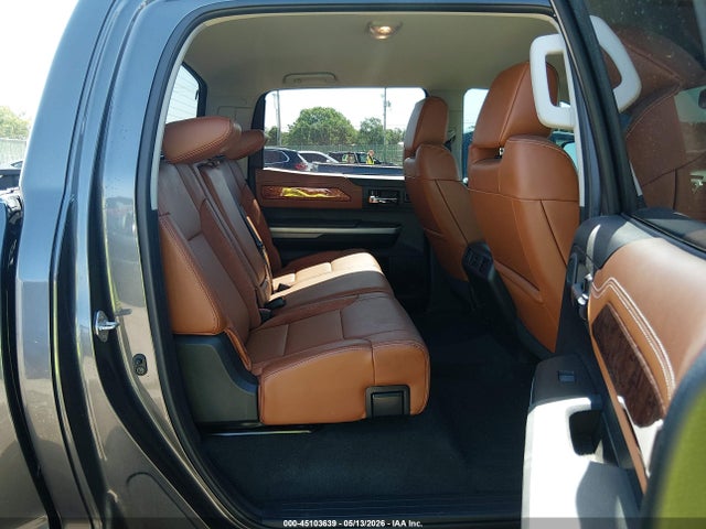 Toyota Tundra 1794 5.7l V8