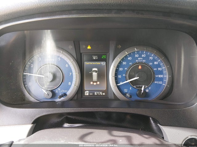 Toyota Sienna Xle 8 Passenger