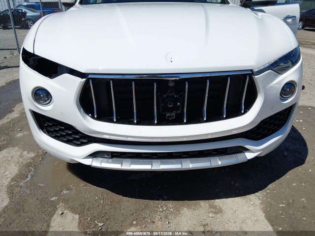 Maserati Levante Granlusso