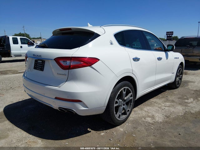 Maserati Levante Granlusso