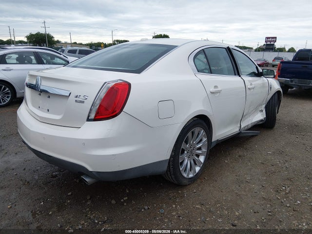 Lincoln MKS
