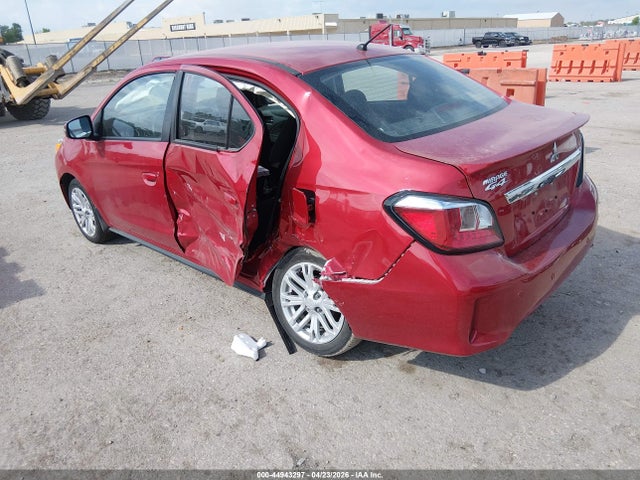 Mitsubishi Mirage Se