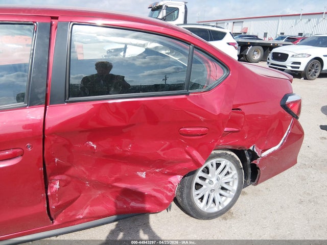 Mitsubishi Mirage Se