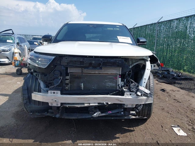 Ford Explorer Platinum