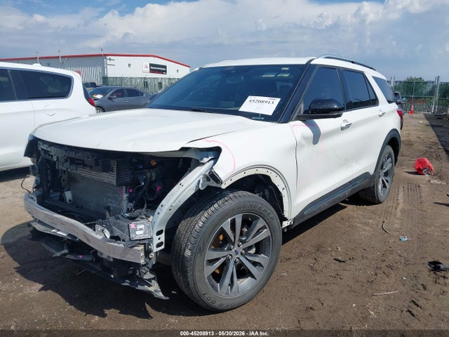 Ford Explorer Platinum
