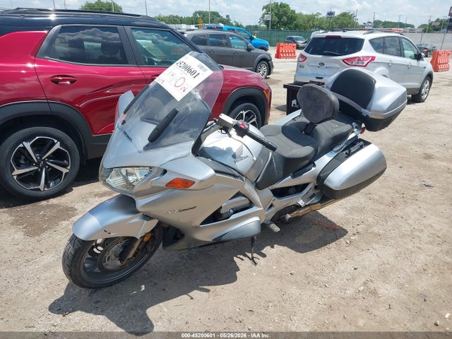 Honda St1300