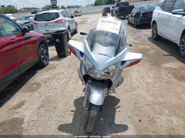 Honda St1300