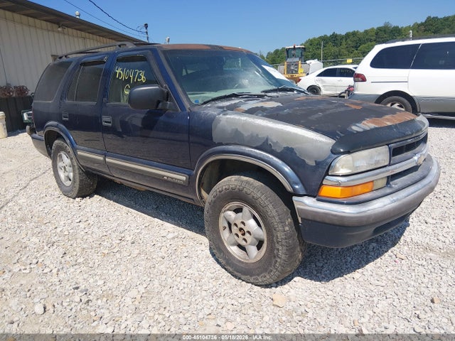 Salvage Chevrolet Blazer Image