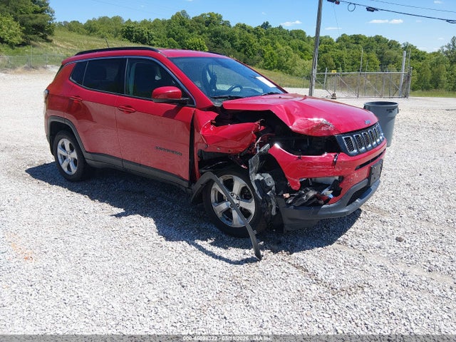 Salvage Jeep Compass Image
