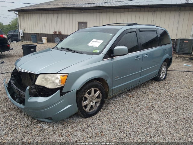 Chrysler Town & Country Touring