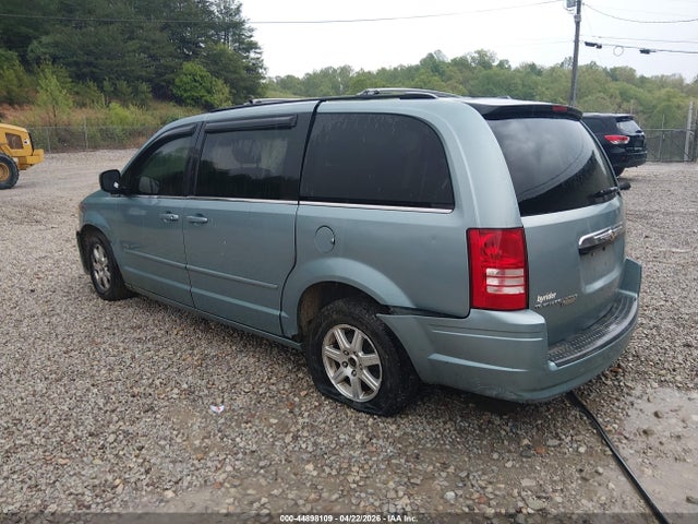 Chrysler Town & Country Touring