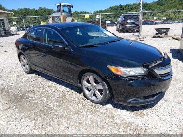 Salvage Acura ILX Image