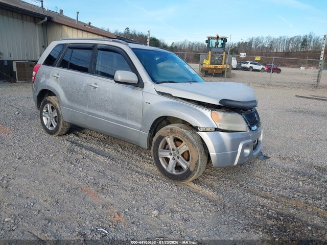 Salvage Suzuki Grand Vitara Image