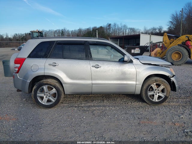 Suzuki Grand Vitara Luxury