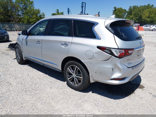 INFINITI Qx Luxe