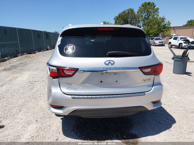 INFINITI Qx Luxe