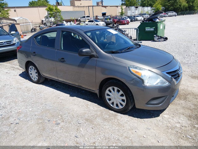 Salvage Nissan Versa Image