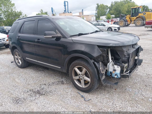 Salvage Ford Explorer Image