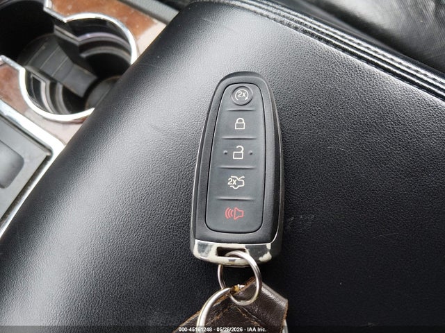 Lincoln Navigator Select