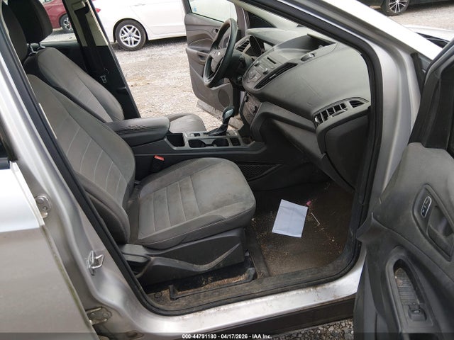 Ford Escape S