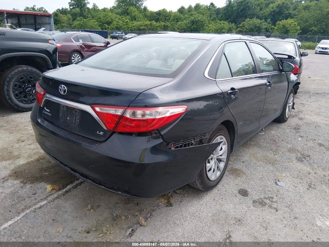 Toyota Camry Le
