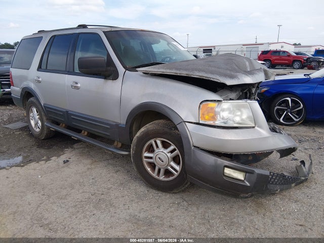 Salvage Ford Expedition Image