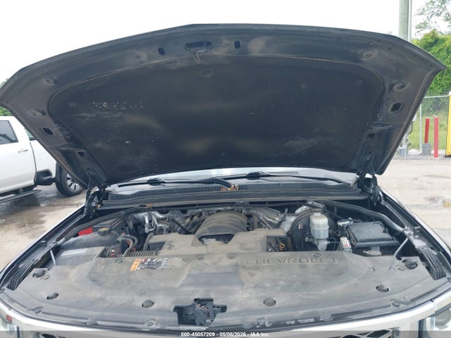 Chevrolet Suburban Premier