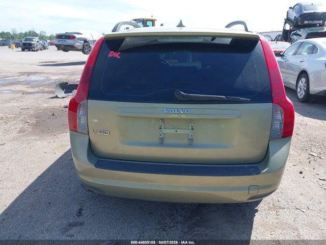 Volvo V50 2.4i