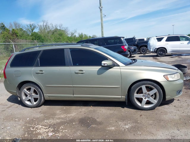 Volvo V50 2.4i
