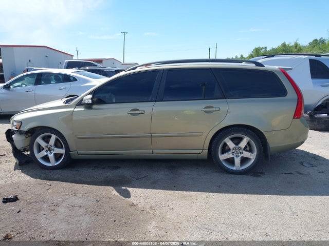 Volvo V50 2.4i