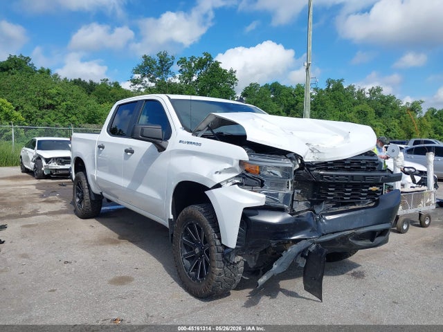 Salvage Chevrolet Silverado 1500 Image